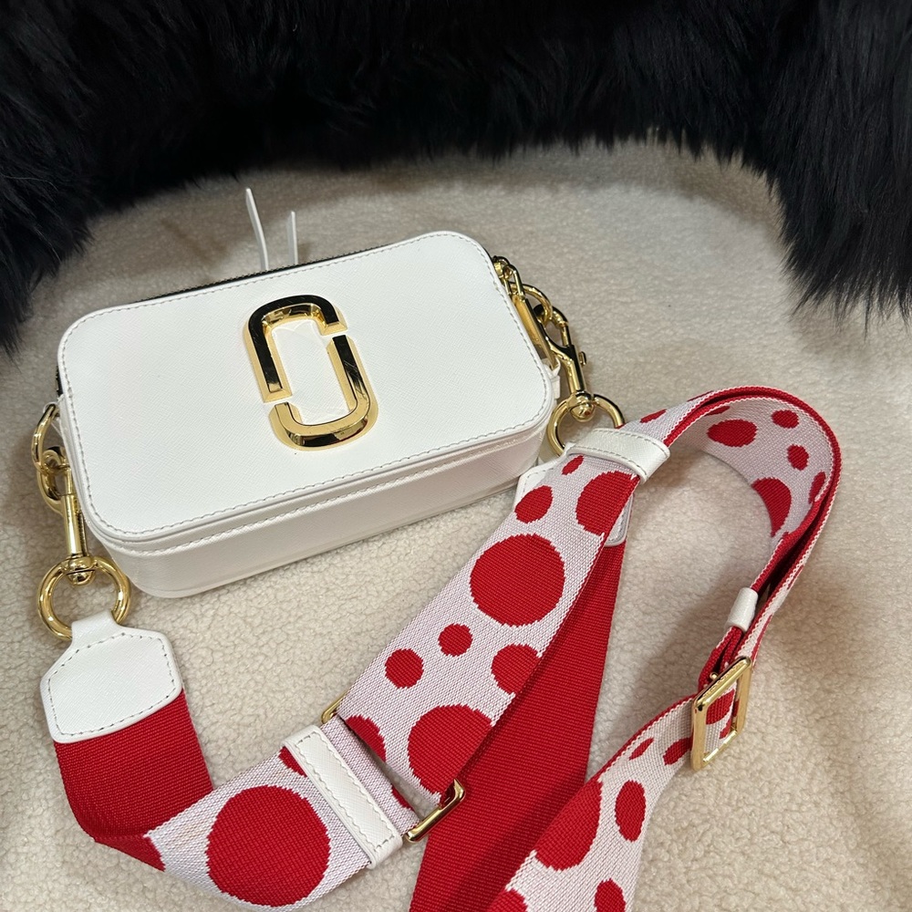 Marc Jacoba SnapShot